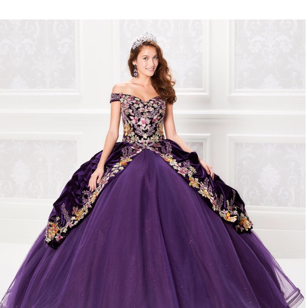 New Ariana Vara Quinceanera Dress Gown